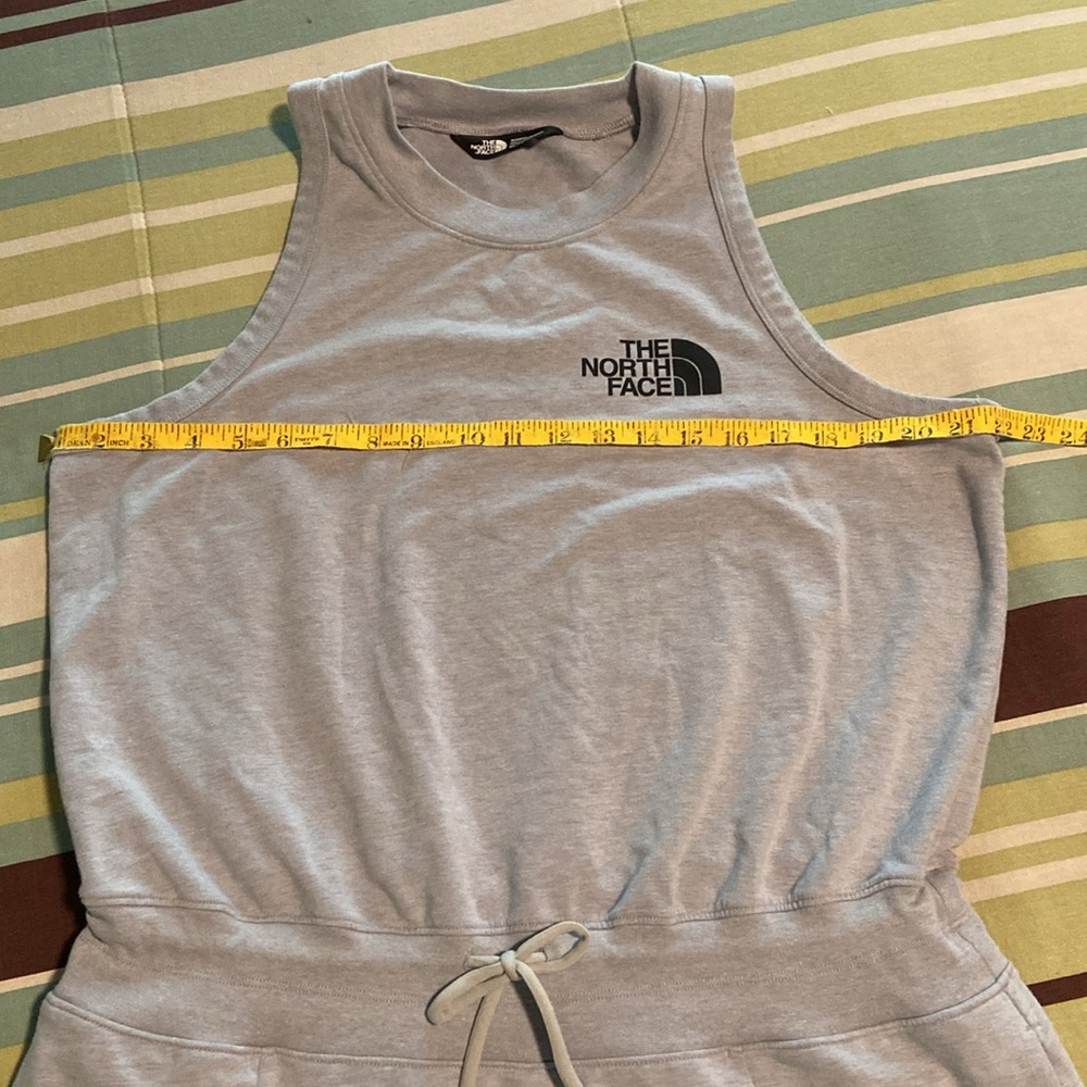 Pullover Athletic Dress by The NorthFace Brand.  EUC! - Picture 6 of 16